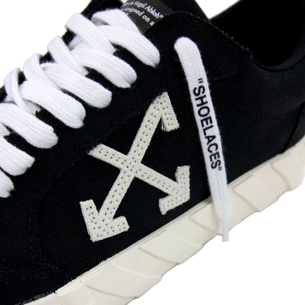 Off-White Vulcanized Low Sneakers Black and White